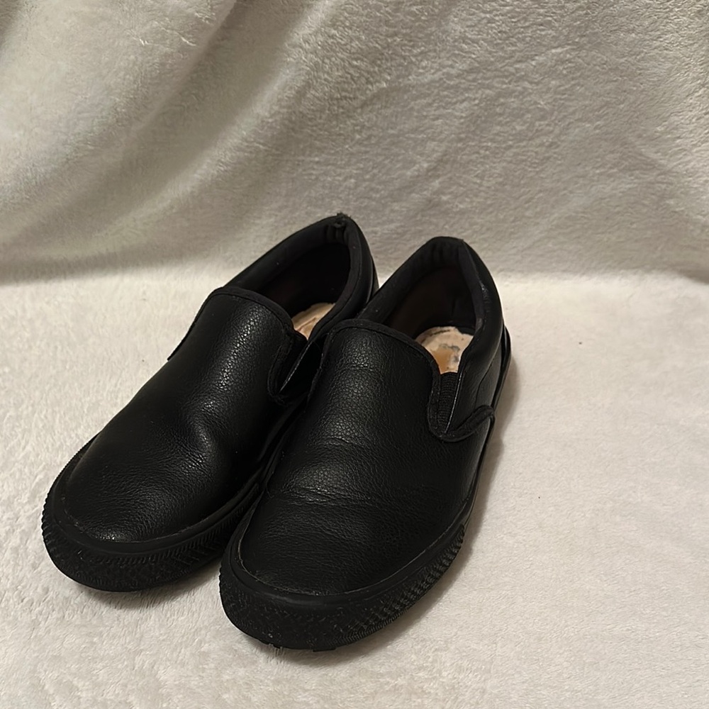Black Slip-on Vans